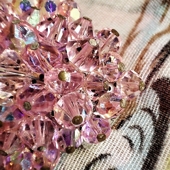 Pink Aurora Borealis Bicone Huge Oval Crystal Silver Tone Vintage Brooch Pin - Picture 7 of 11